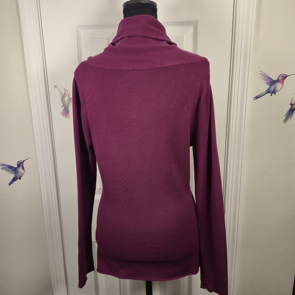 Cyrus Plum Ruched Surplice V-Neck Long Sleeve Knit Sweater Medium - Picture 5 of 8